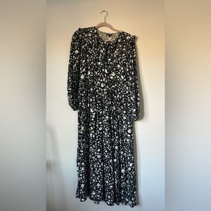 Who What Wear Black Floral Peter Pan Collar Dress with Pockets Women’s Medium